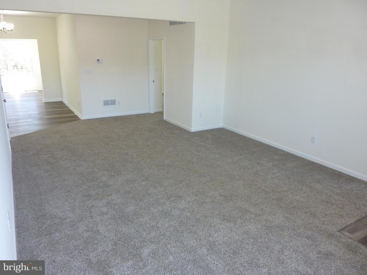 203 Villa Dr Property Photo 6