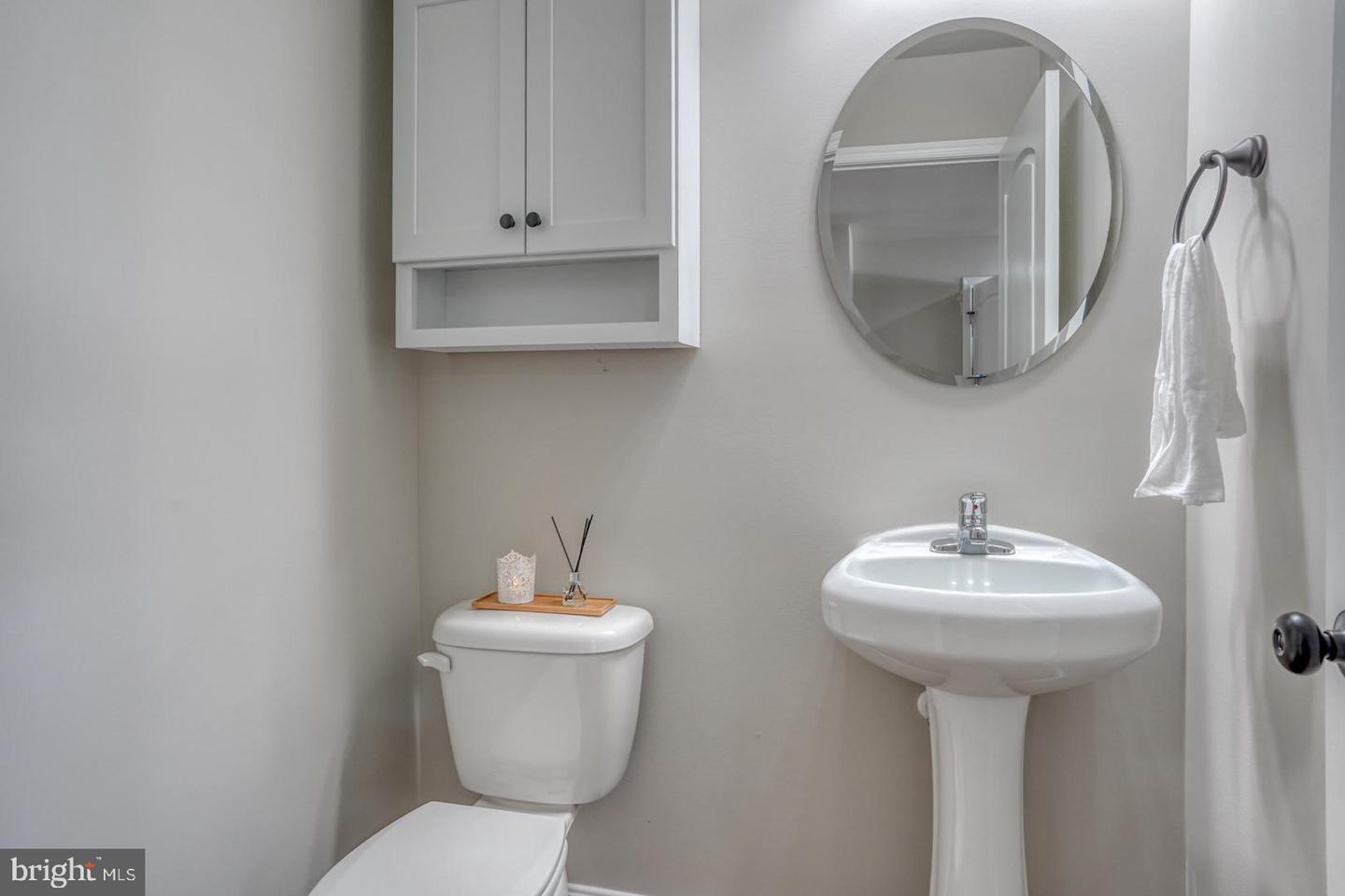 210 Rojan Rd #model Property Photo 19