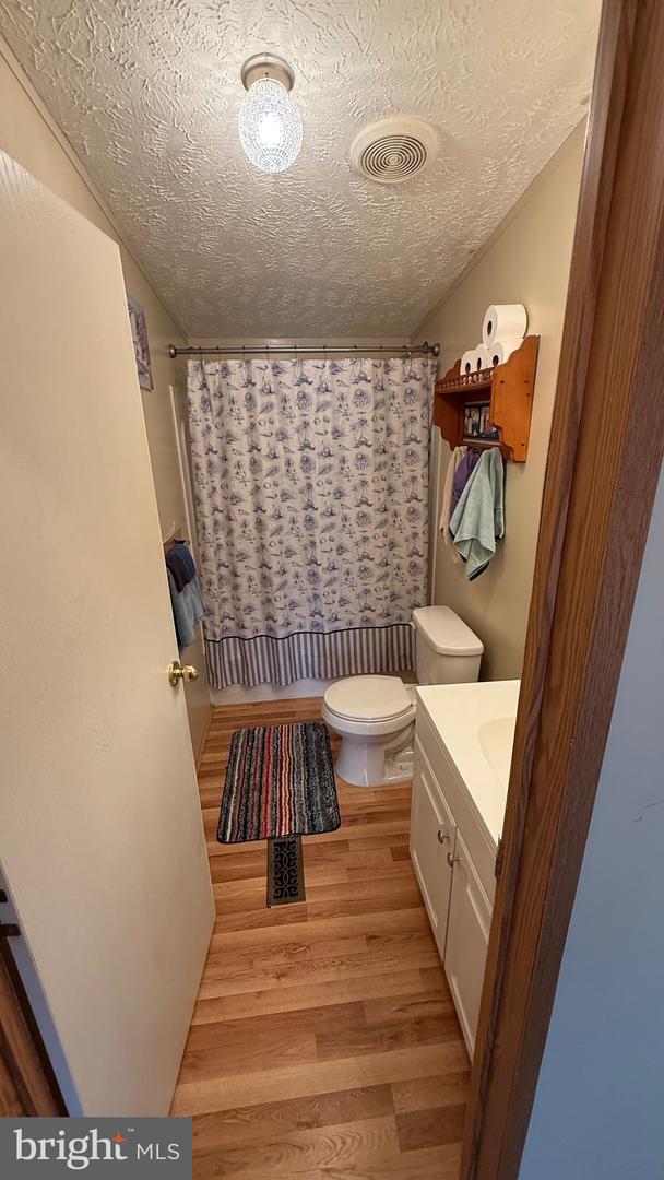 84 4th St #84 Property Photo 12