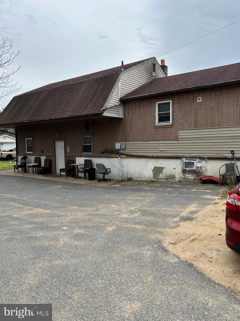 1883 S Dupont Hwy Property Photo 8
