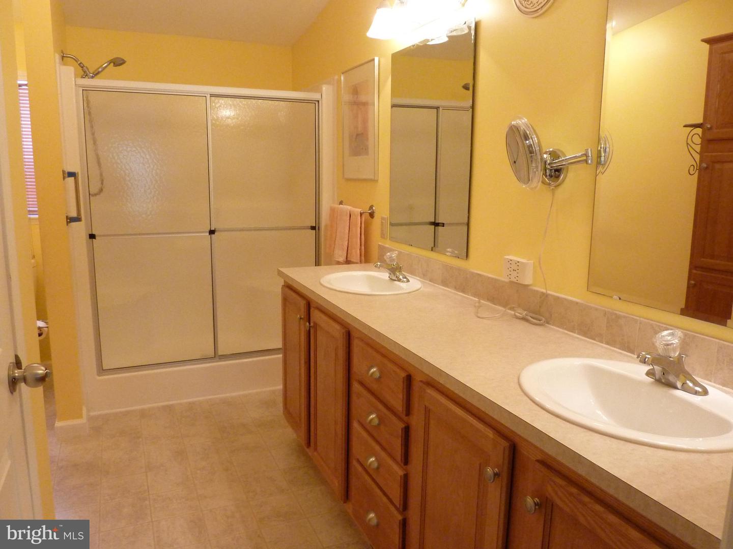 809 Stella St #125 Property Photo 26