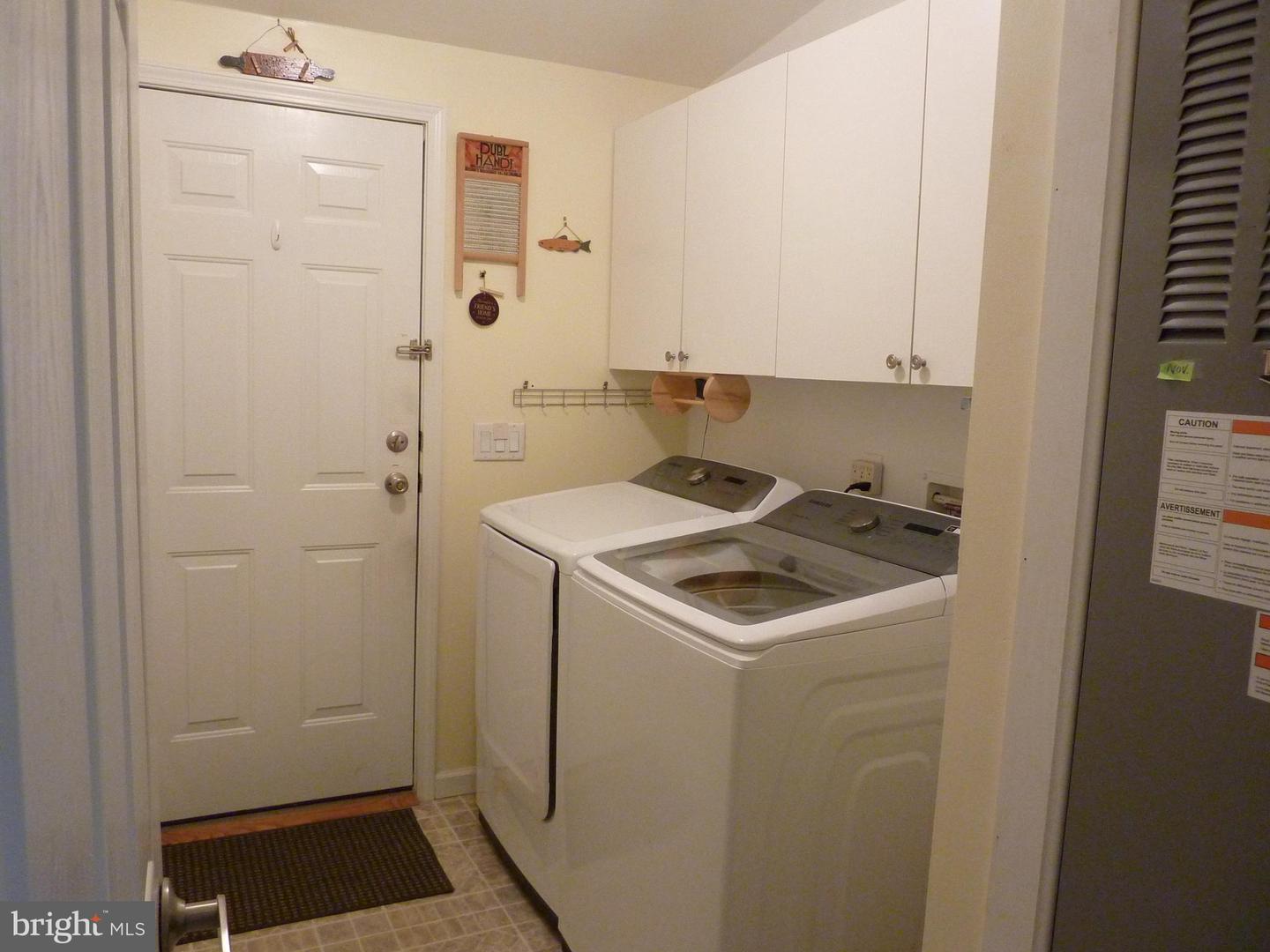 809 Stella St #125 Property Photo 35