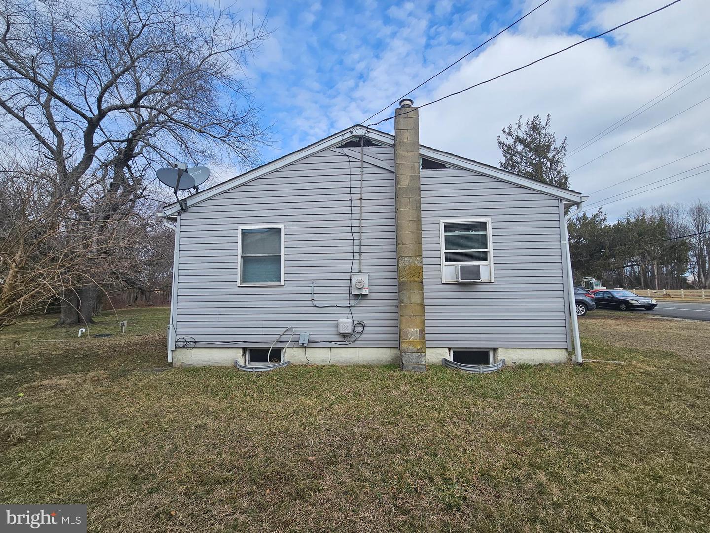 1007 Sophers Row Property Photo 6