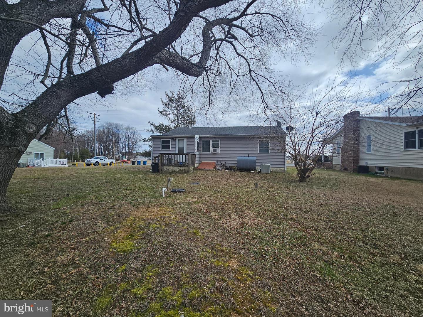 1007 Sophers Row Property Photo 9