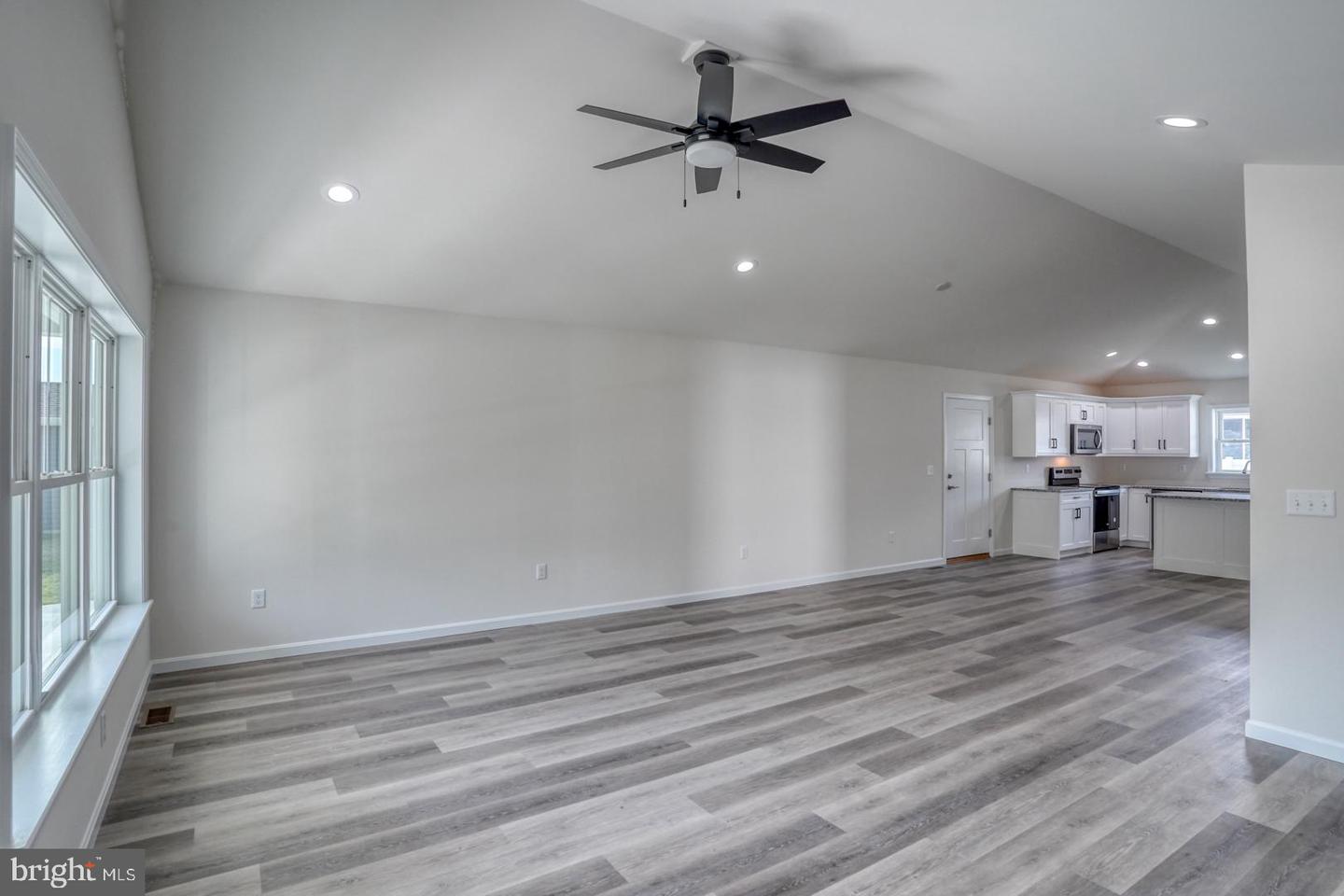 237 Plantation Dr Property Photo 14