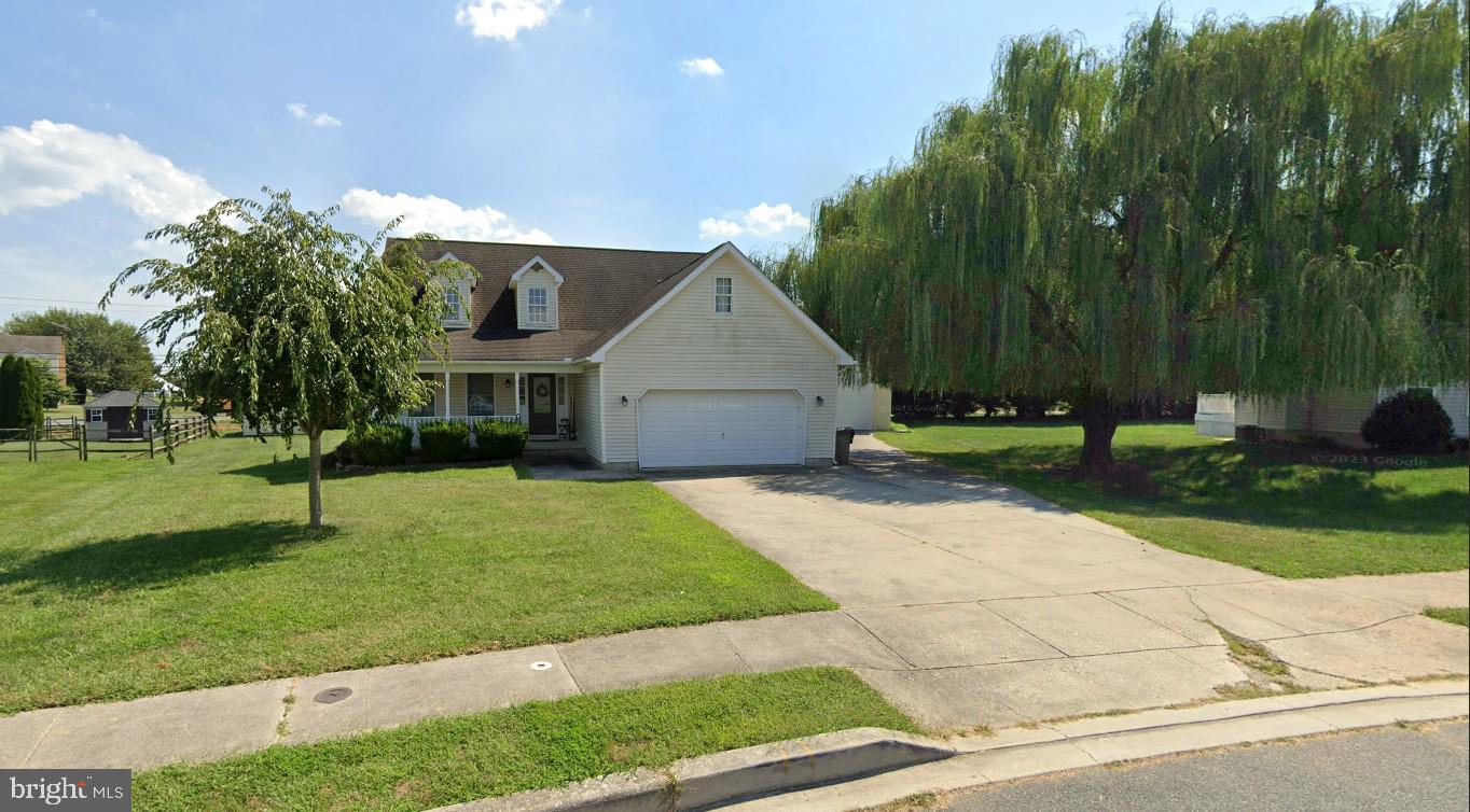 92 Sammon Dr Property Photo 1