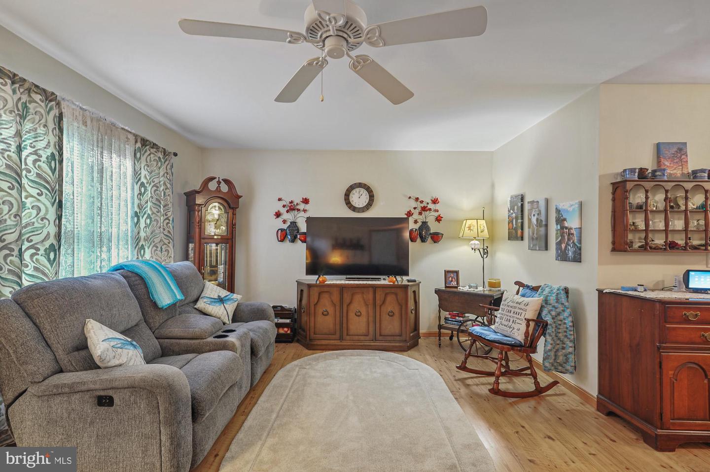 1210 Hollering Hill Rd Property Photo 11