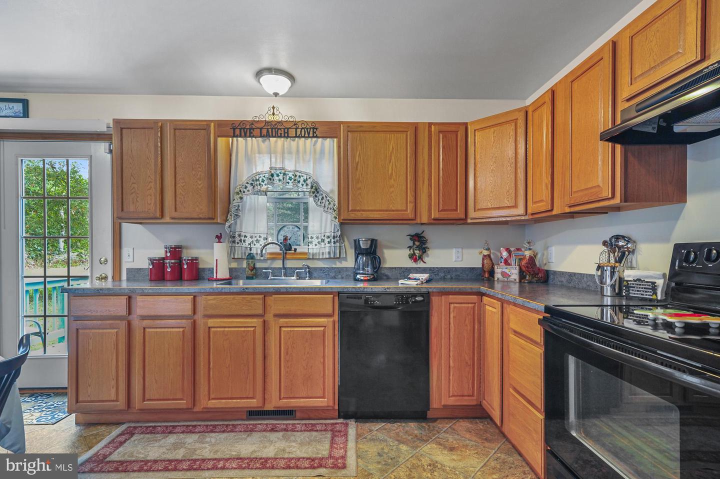 1210 Hollering Hill Rd Property Photo 16