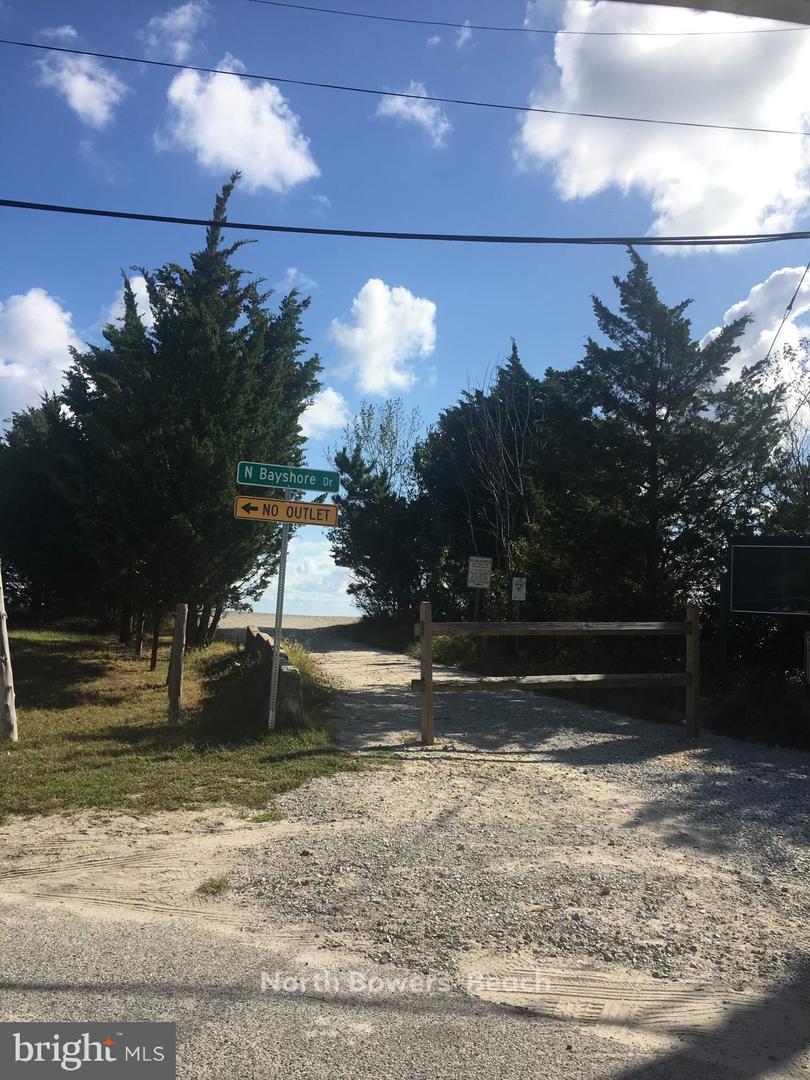 N Bay Shore Dr #lot 8 Property Photo 3