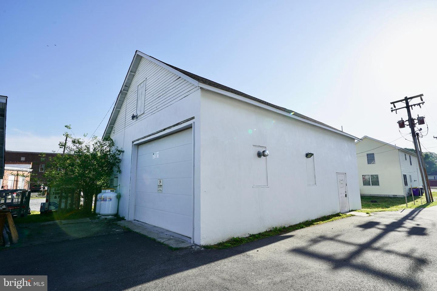 40 COMMERCE ST Property Photo 1