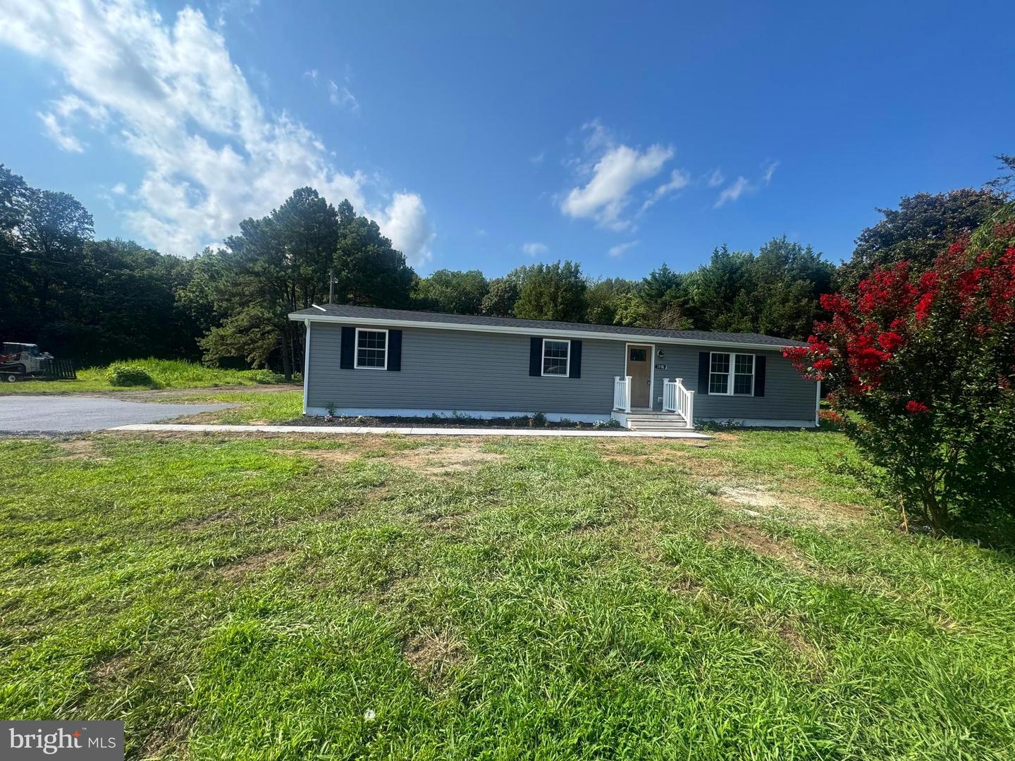 607 Milford Neck Rd Property Photo 1