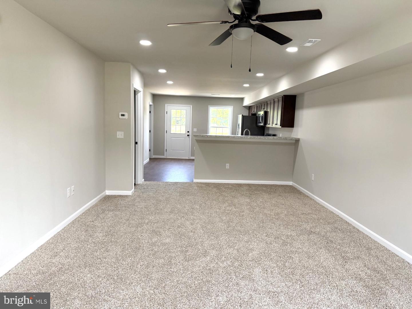 237 Rojan Rd #112 Property Photo 5