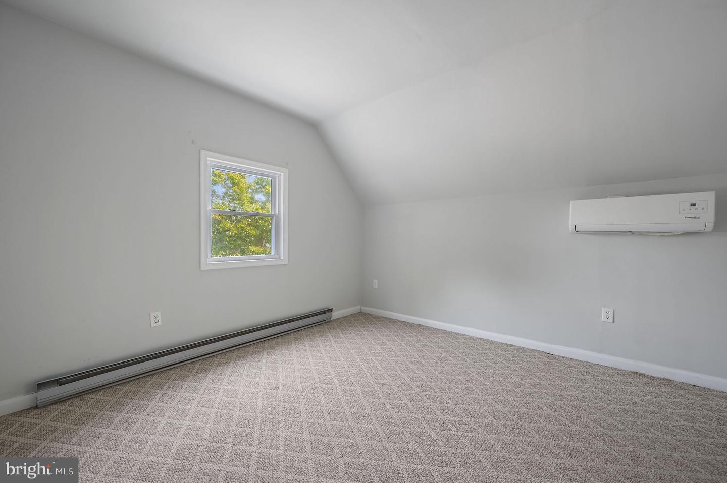 2814 Killens Pond Rd Property Photo 10