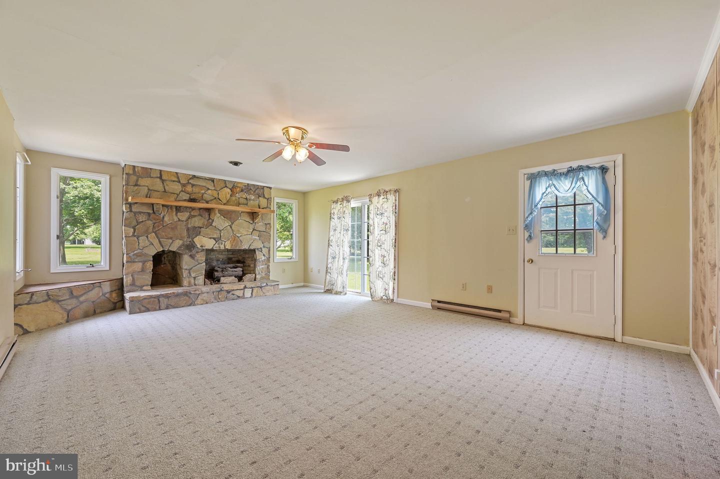 2814 Killens Pond Rd Property Photo 12
