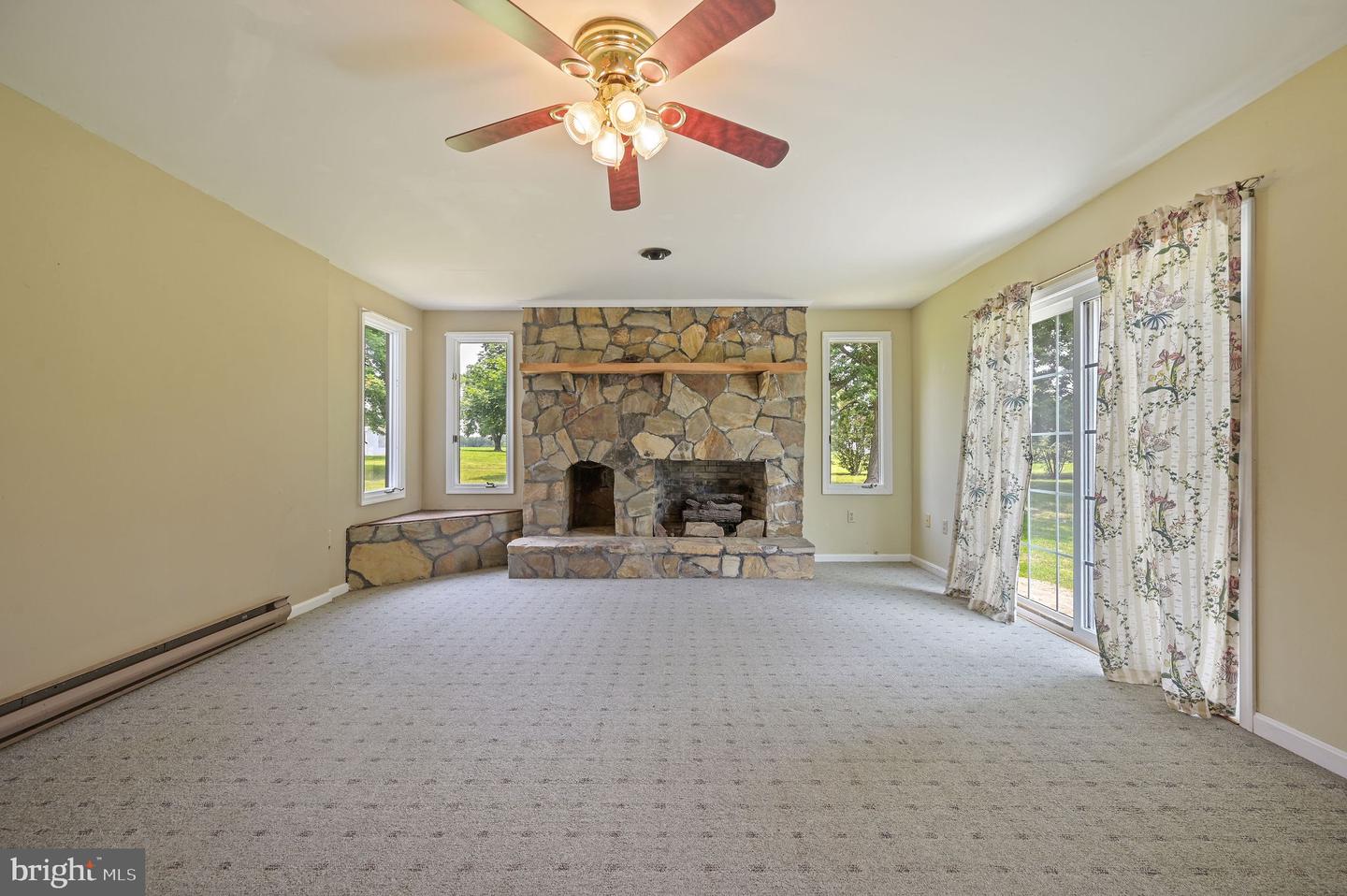 2814 Killens Pond Rd Property Photo 14