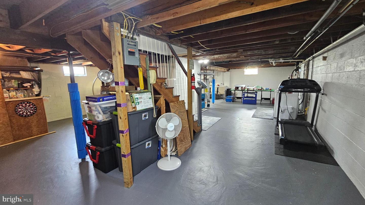 826 S Dupont Blvd Property Photo 29