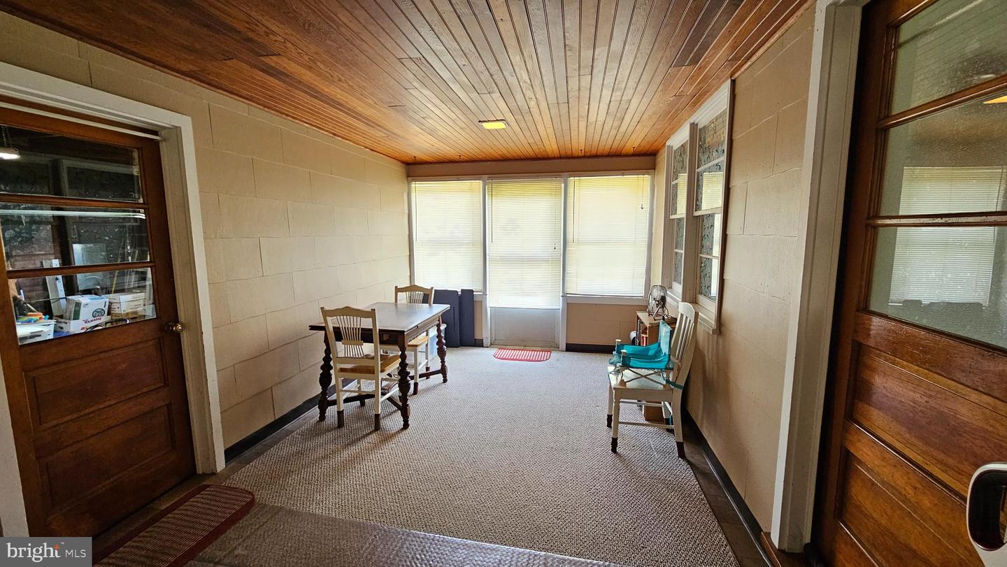826 S Dupont Blvd Property Photo 33