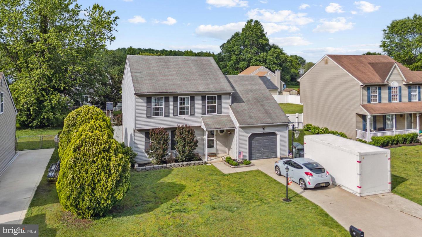 Picture of 37 ARDSLEY DR