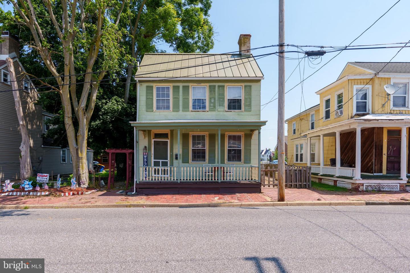 16 S Delaware St Property Photo 1