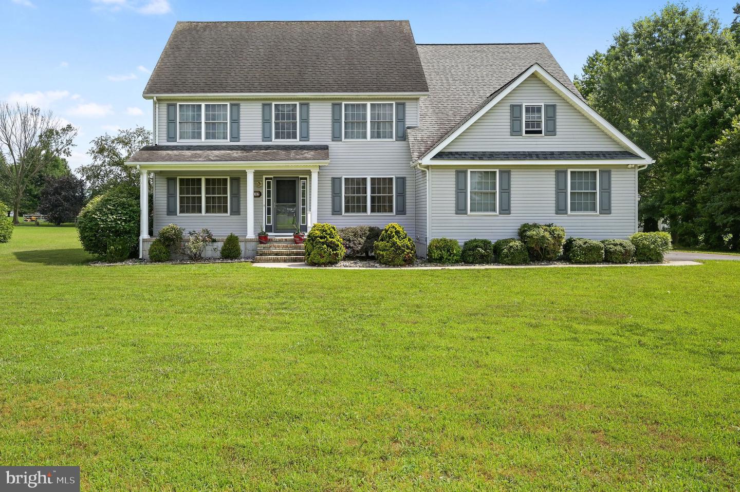 107 Crosby Knoll Cir Property Photo 1
