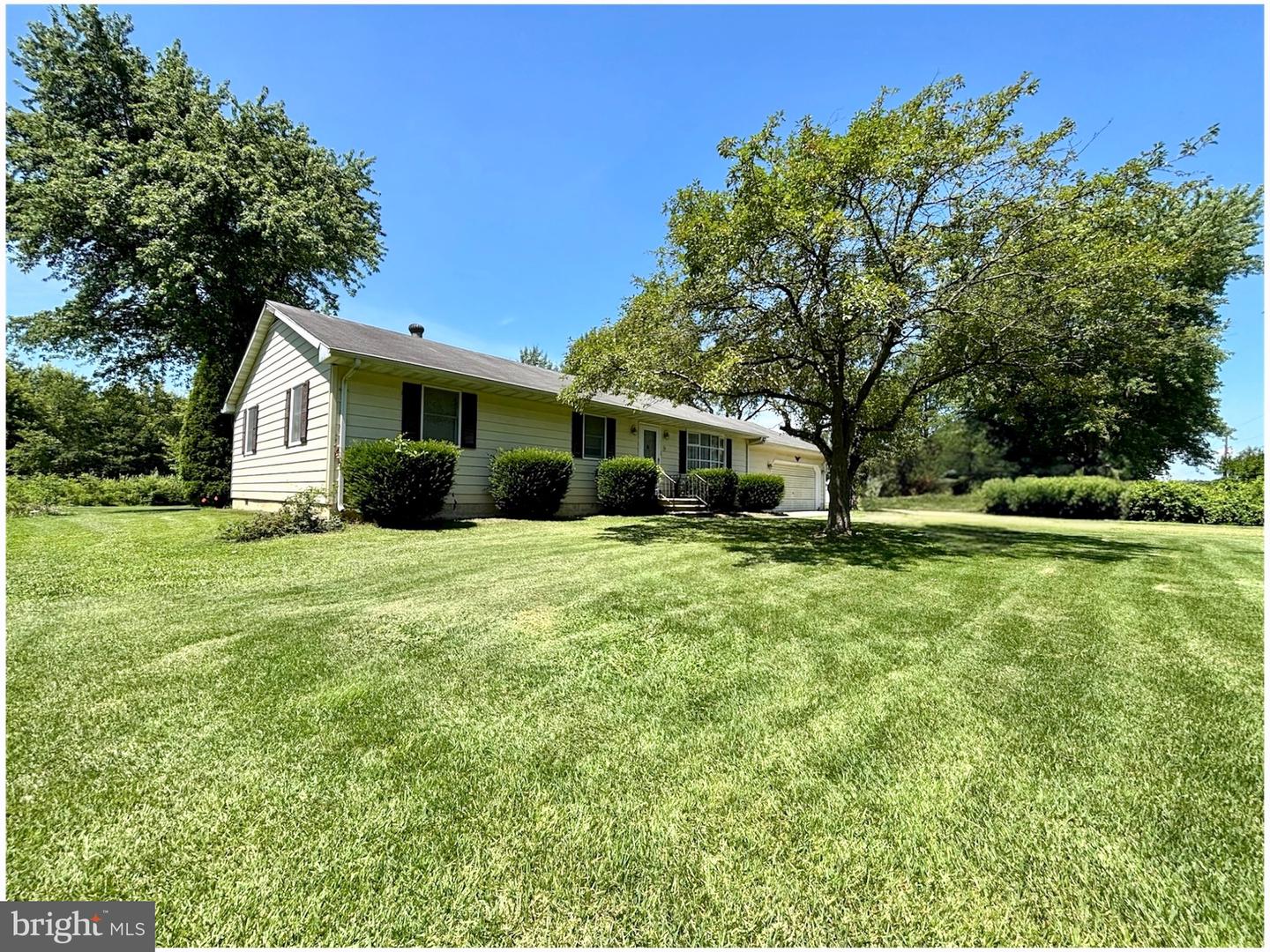 2874 Flatiron Rd Property Photo 1