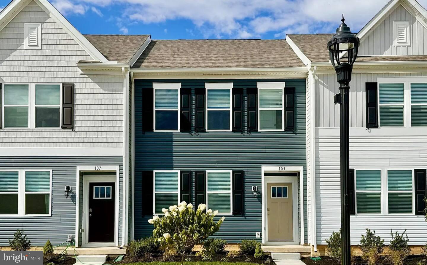 105 RIDGELY BLVD Property Photo 1