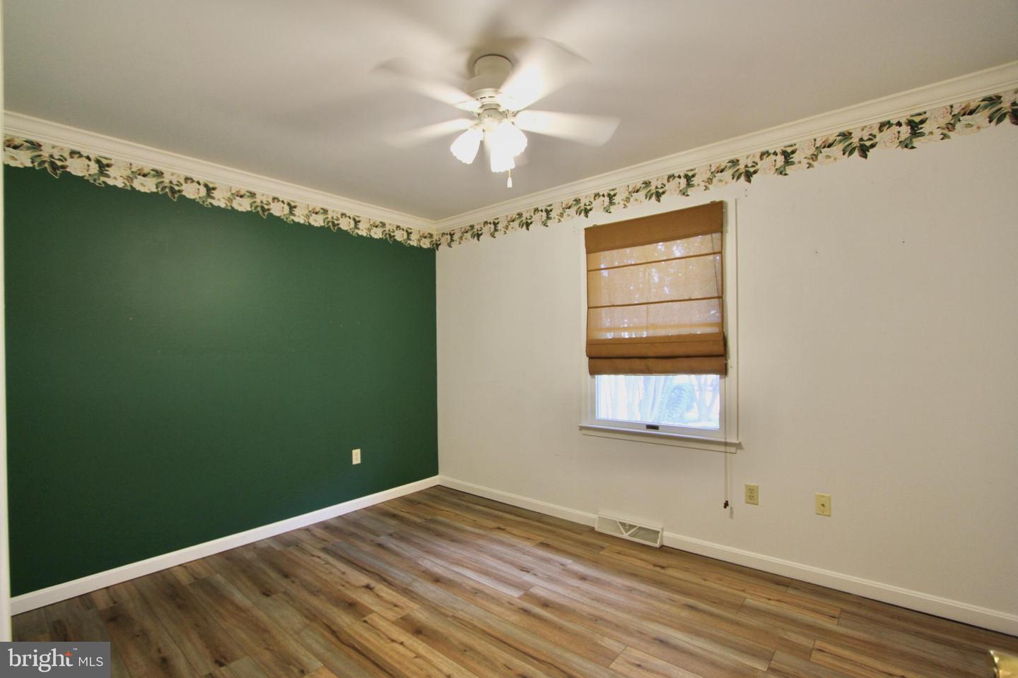 956 Janeka Ln Property Photo 24