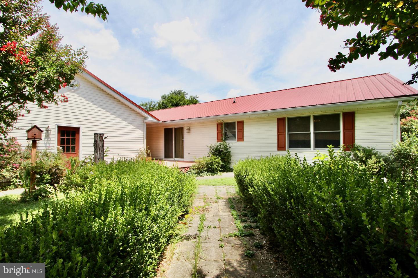 956 Janeka Ln Property Photo 26