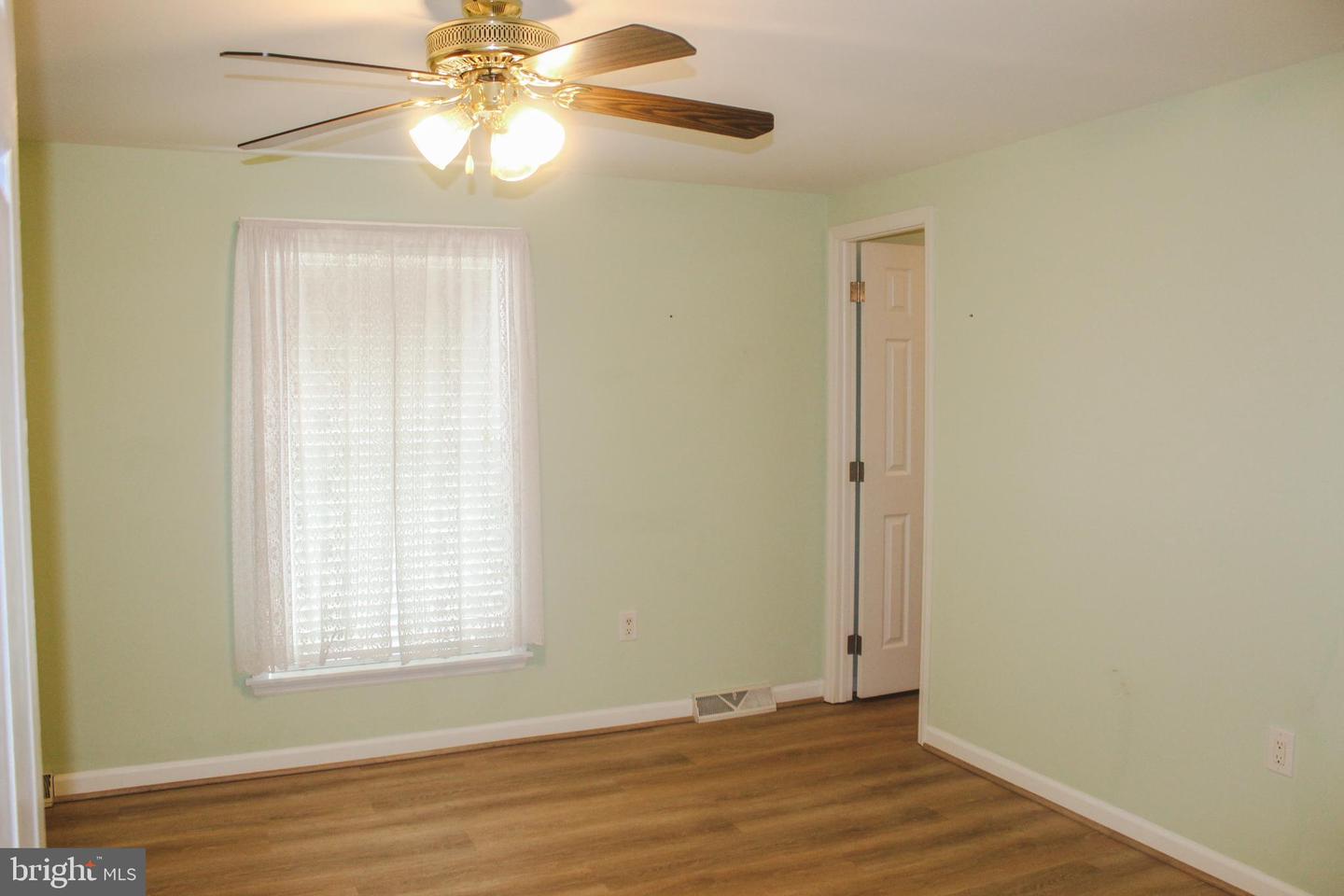 20 Coomb Ln Property Photo 7