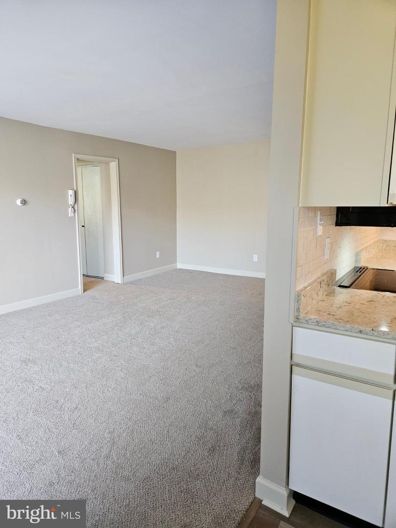 97 Par Haven Dr #j23 Property Photo 10