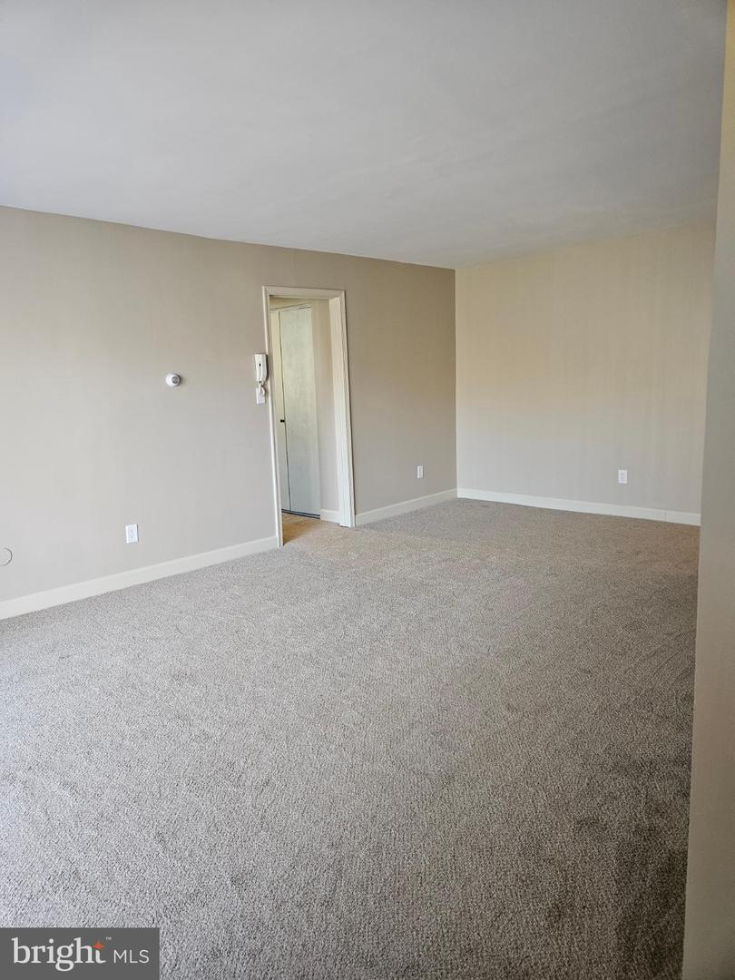 97 Par Haven Dr #j23 Property Photo 11