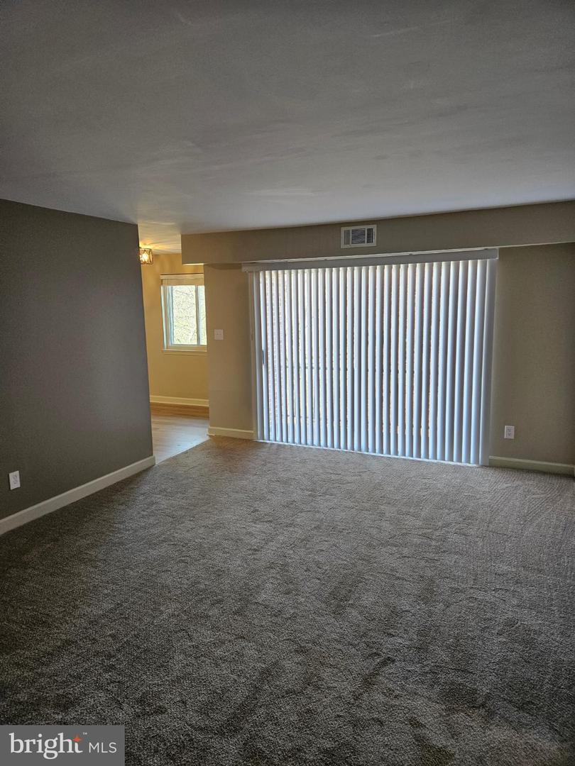 97 Par Haven Dr #j23 Property Photo 12