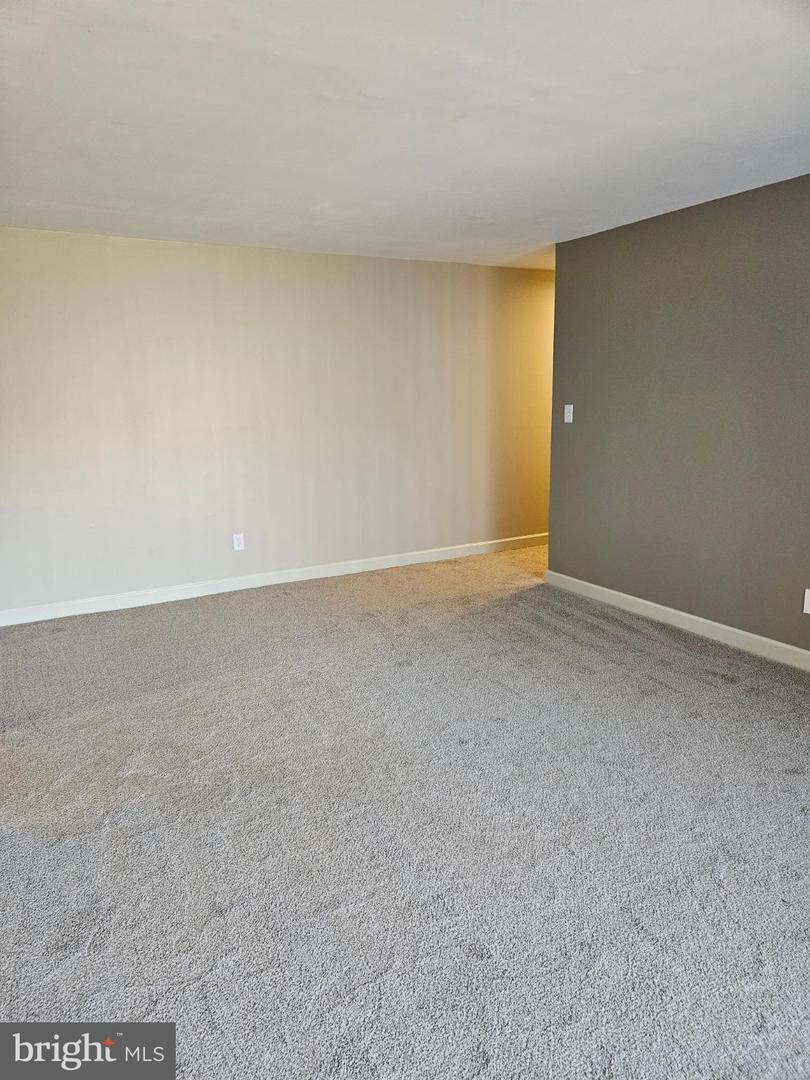 97 Par Haven Dr #j23 Property Photo 14