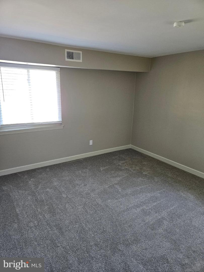 97 Par Haven Dr #j23 Property Photo 26
