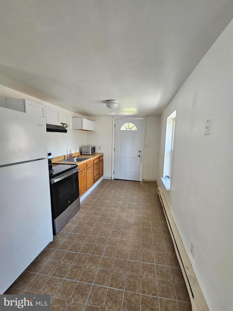 29 N New St #b Property Photo 4
