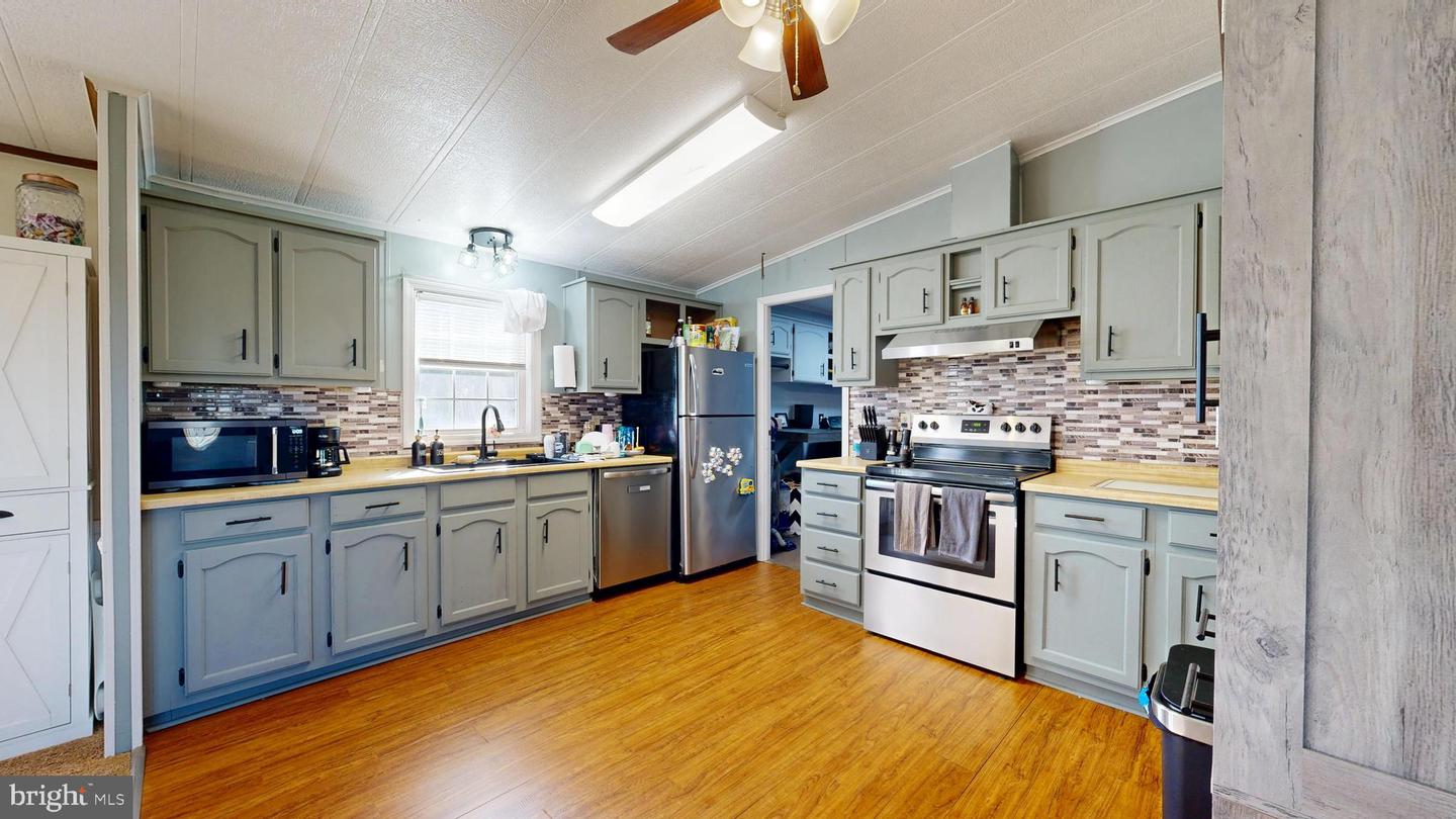 2839 Skeeter Neck Rd Property Photo 1