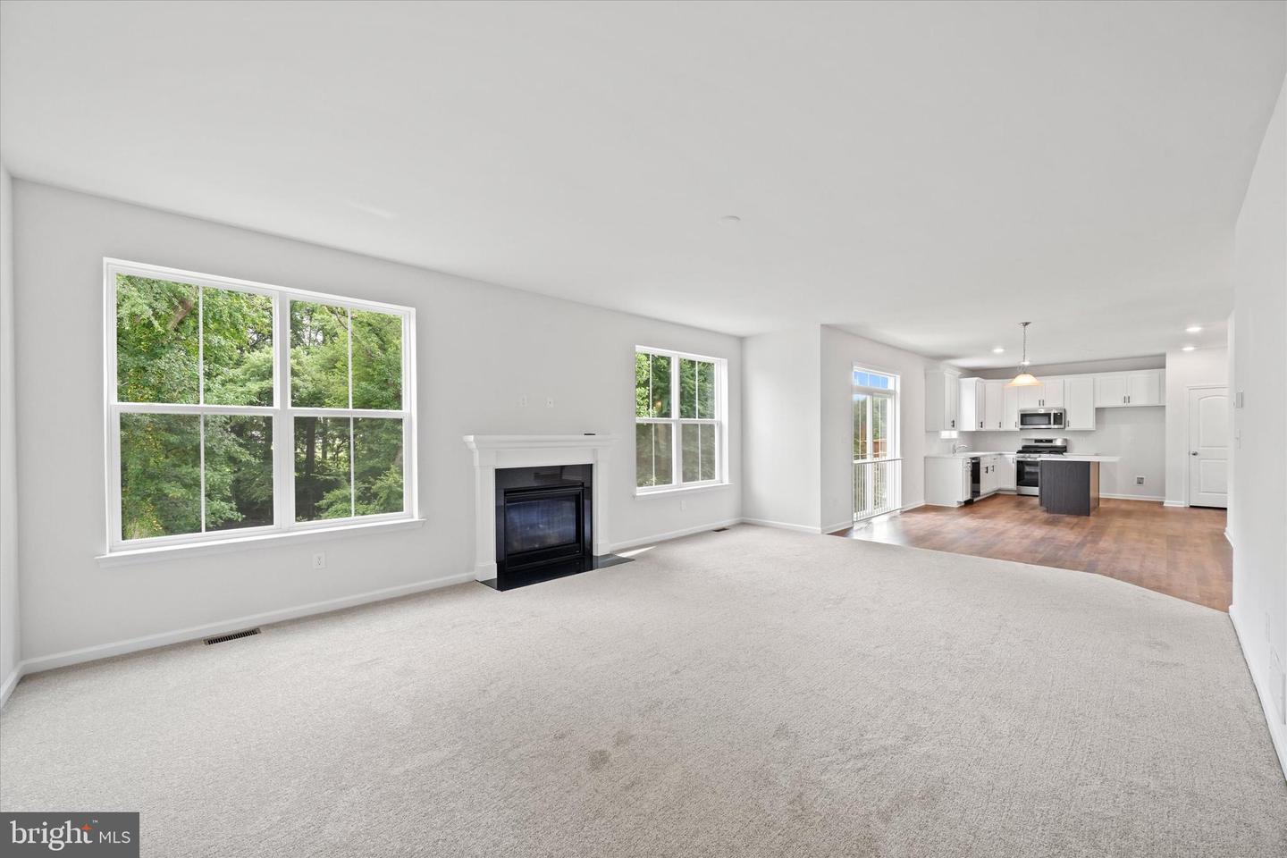 211 Laks Ct #abbott Property Photo 12
