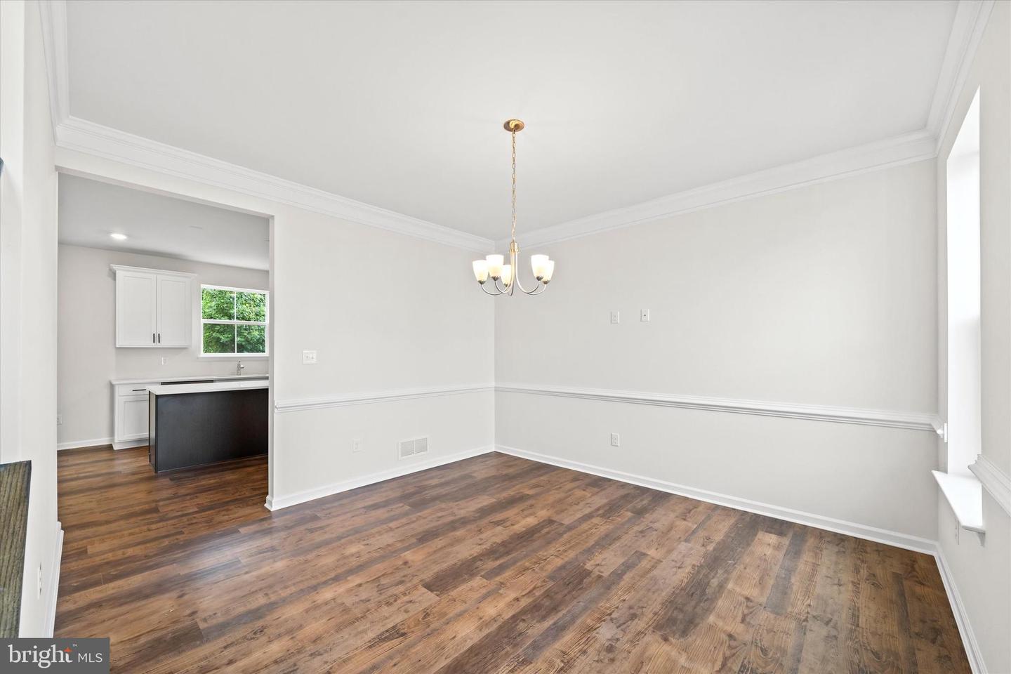 211 Laks Ct #abbott Property Photo 18