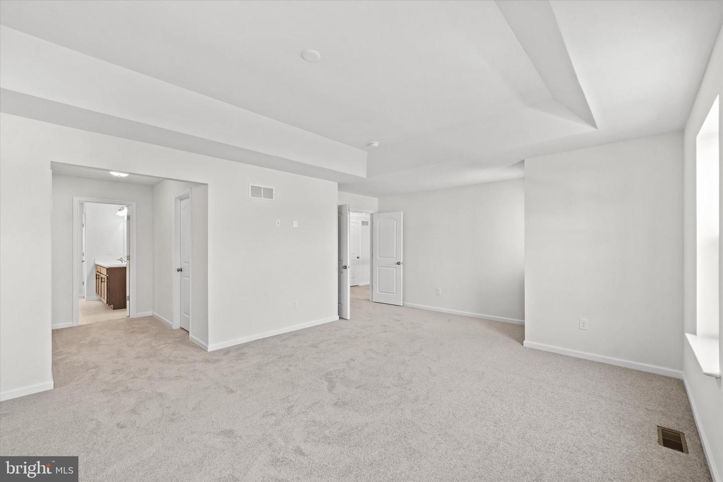 211 Laks Ct #abbott Property Photo 23