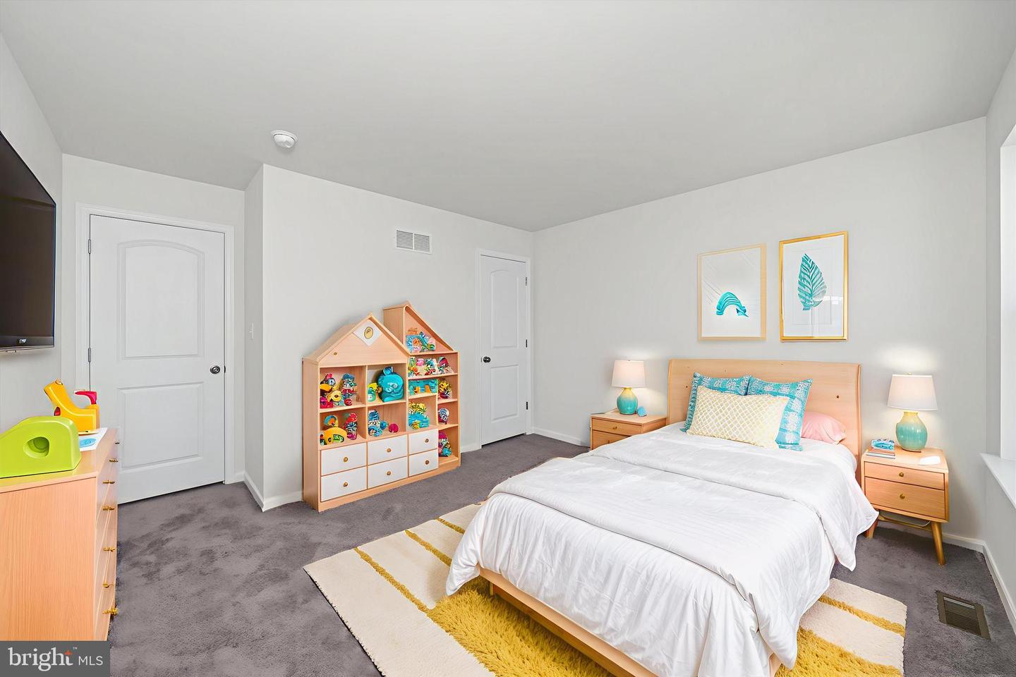 211 Laks Ct #abbott Property Photo 37