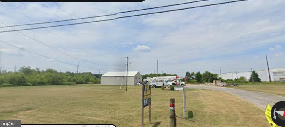 205 Property Photo 2