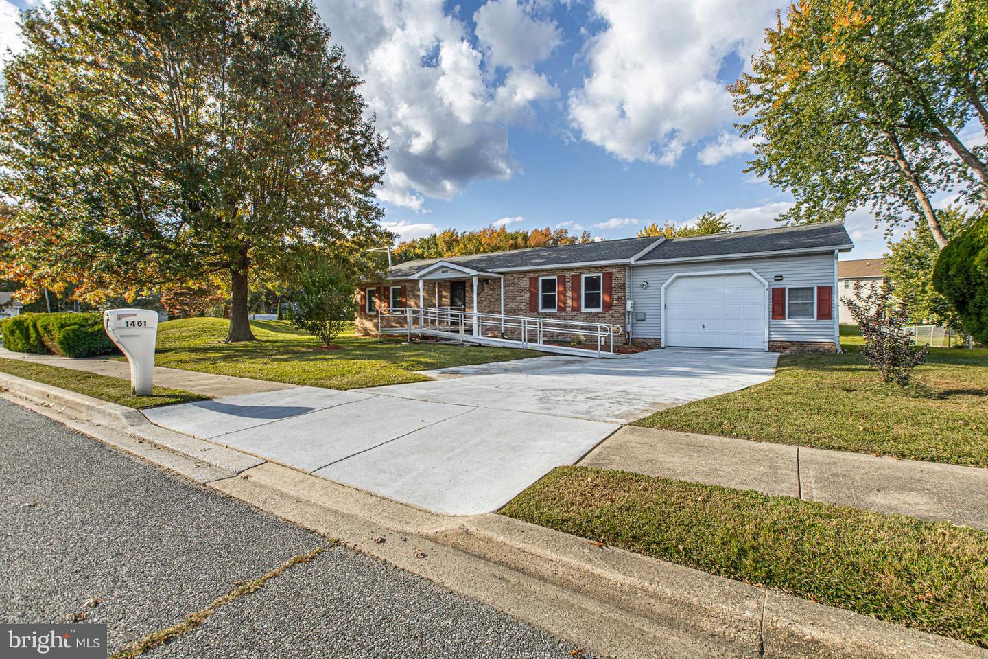 1401 S Hancock Ave Property Photo 1