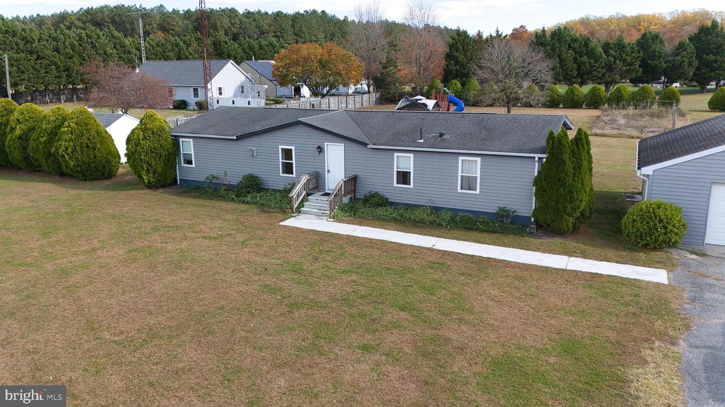 1700 Thompsonville Rd Property Photo 1