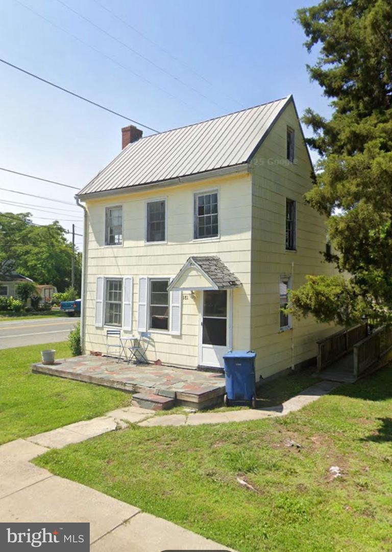 181 FRONT ST Property Photo 1