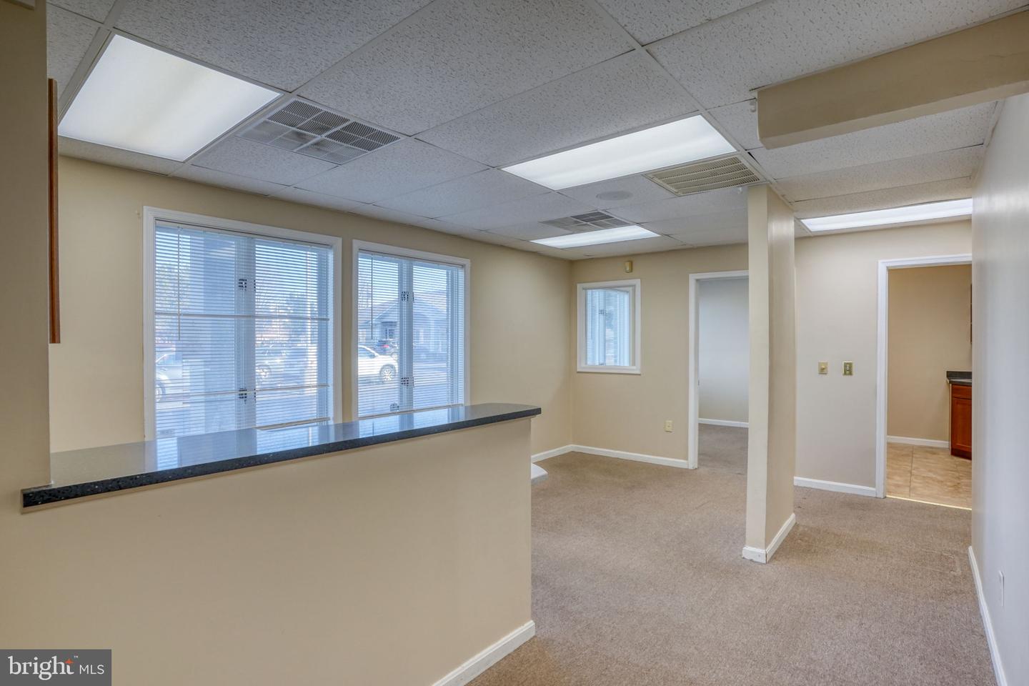642 S Queen St #103 Property Photo 14