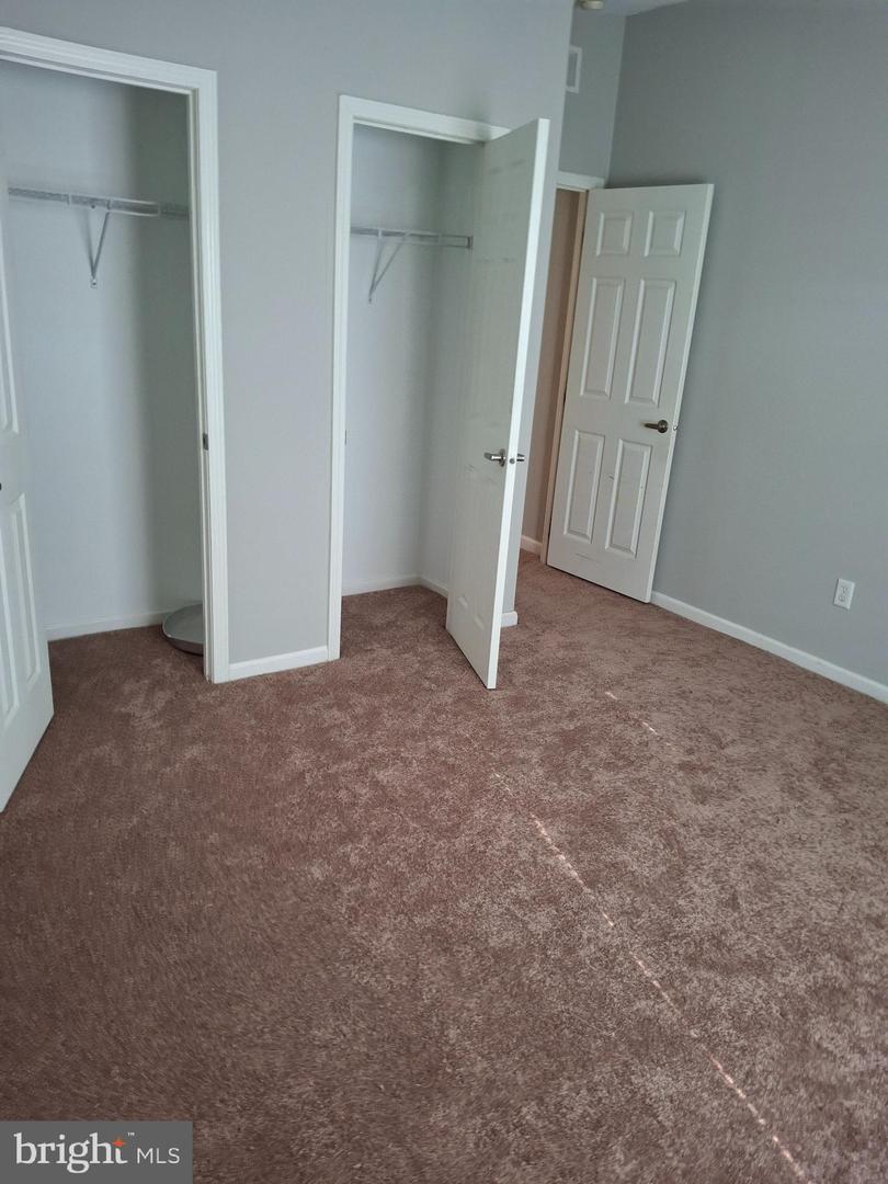 825 Stella St #117 Property Photo 11