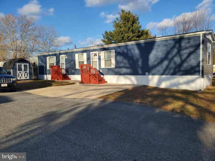 299 LORNA DR Property Photo 1