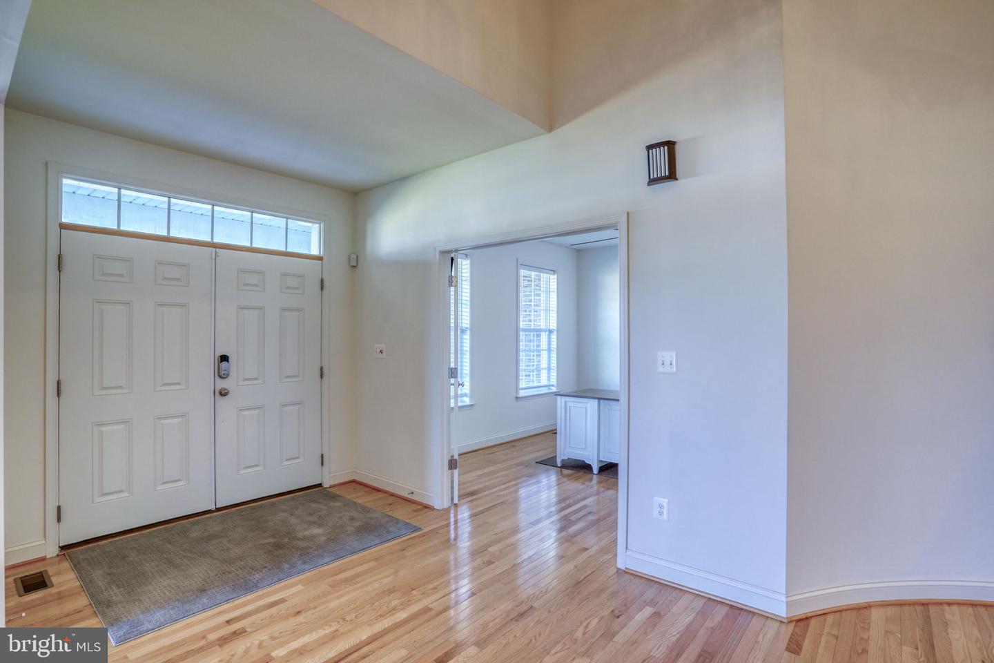 1041 Fawn Haven Walk Property Photo 5