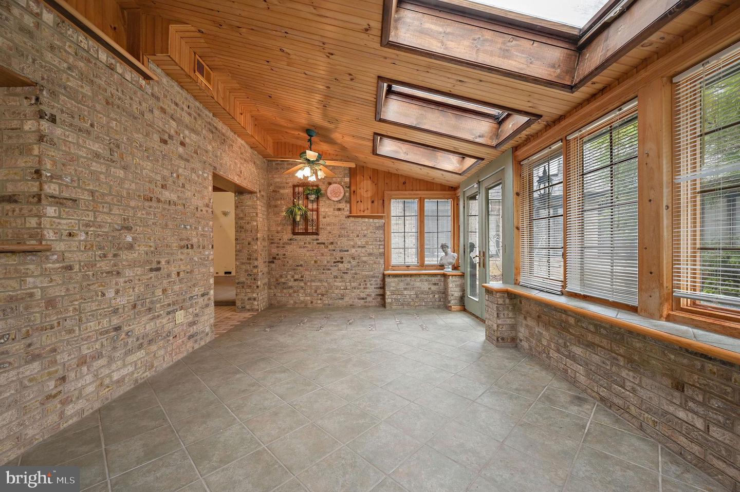 271 Troon Rd Property Photo 18
