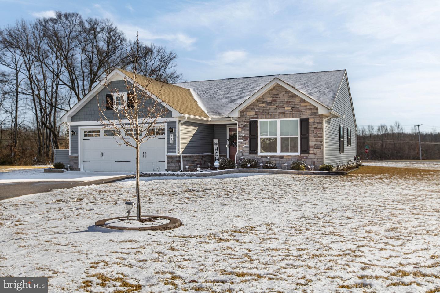 168 Tybalt Ln Property Photo 1